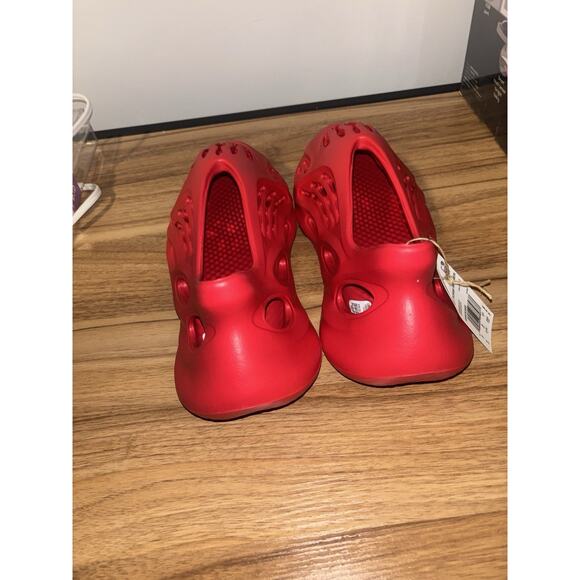 Men’s Size 9 Yeezy Foam Runner Vermillion RNNR Foamrunner - Picture 16 of 16